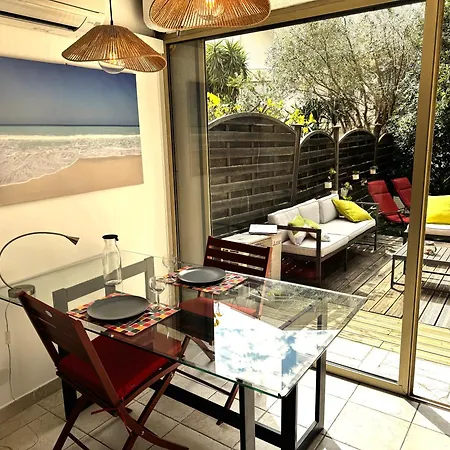 Avec Jardin Sud Proche Bord De 아파트 생트막시메