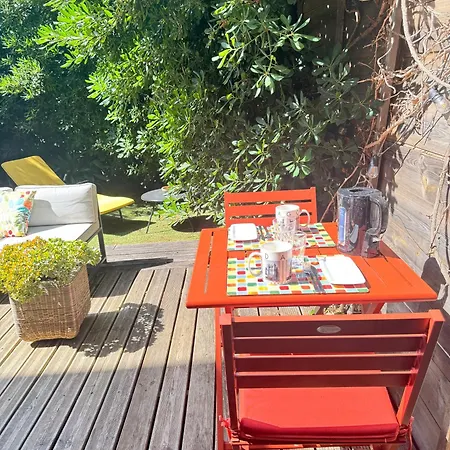 Avec Jardin Sud Proche Bord De Apartment Sainte-Maxime