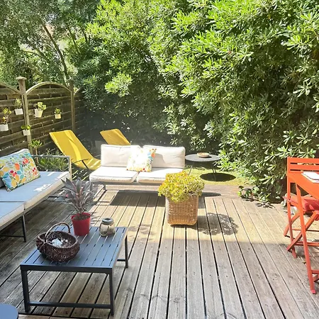 Avec Jardin Sud Proche Bord De Appartement Sainte-Maxime