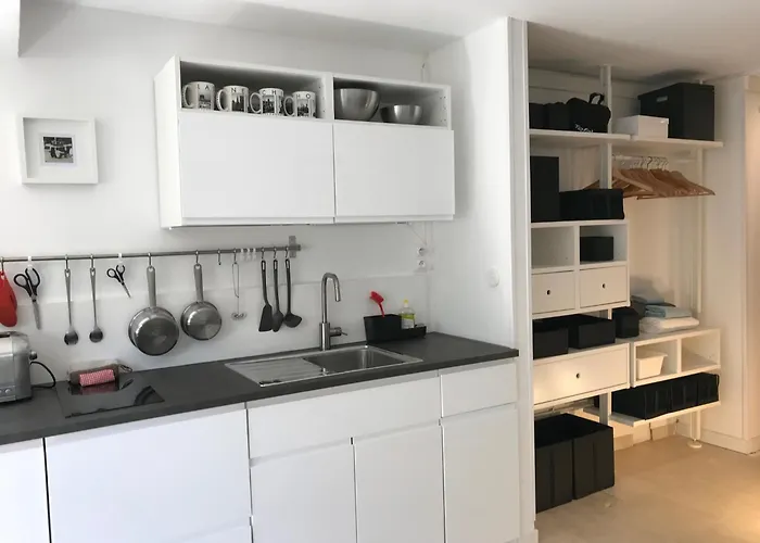 Avec Jardin Sud Proche Bord De Sainte-Maxime