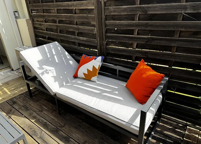 Avec Jardin Sud Proche Bord De Lejlighed